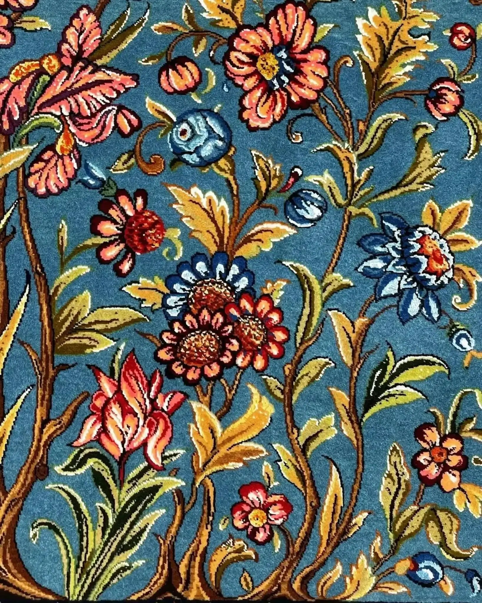 Authentic Isfahan rug by master weaver Mirzaie, 170 cm x 107 cm, with silk pile